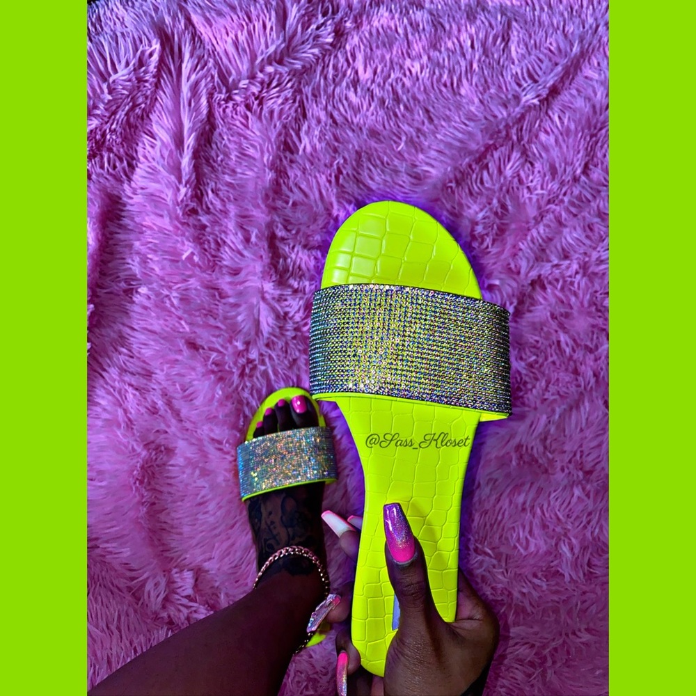 Embellished Slides /Sandals in Neon Green🐍🌟